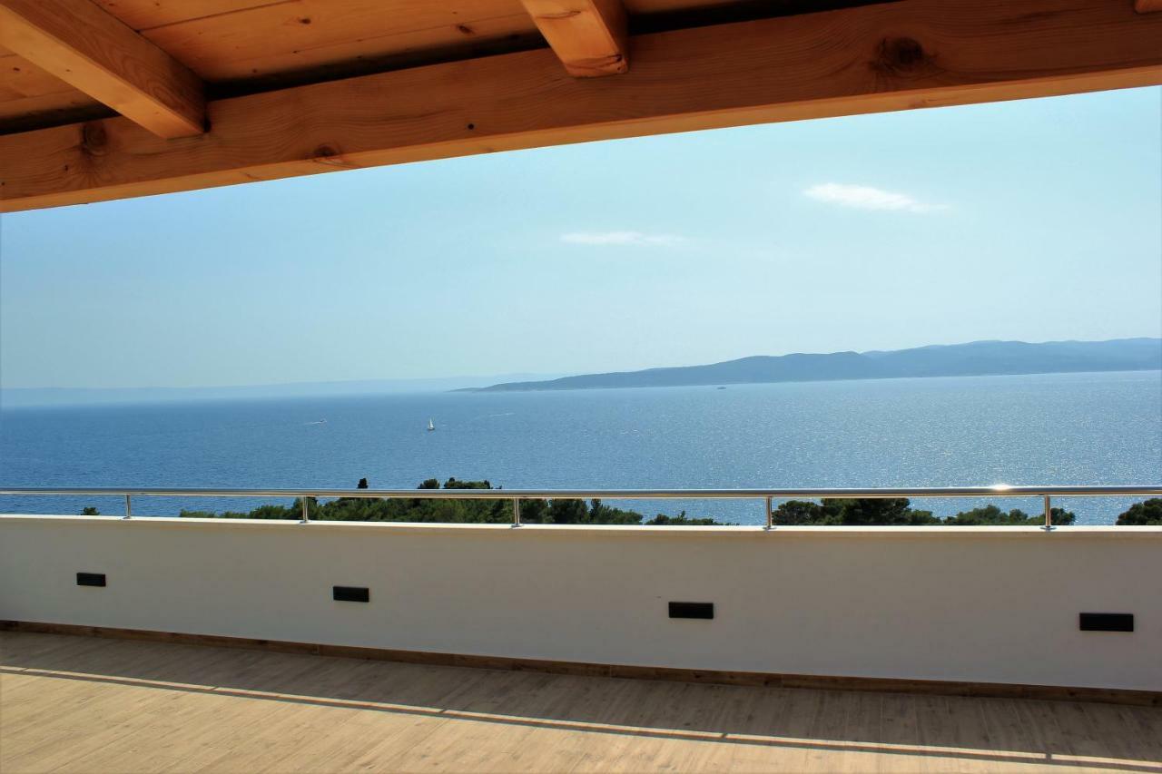 Apartments Sky Брела Екстериор снимка